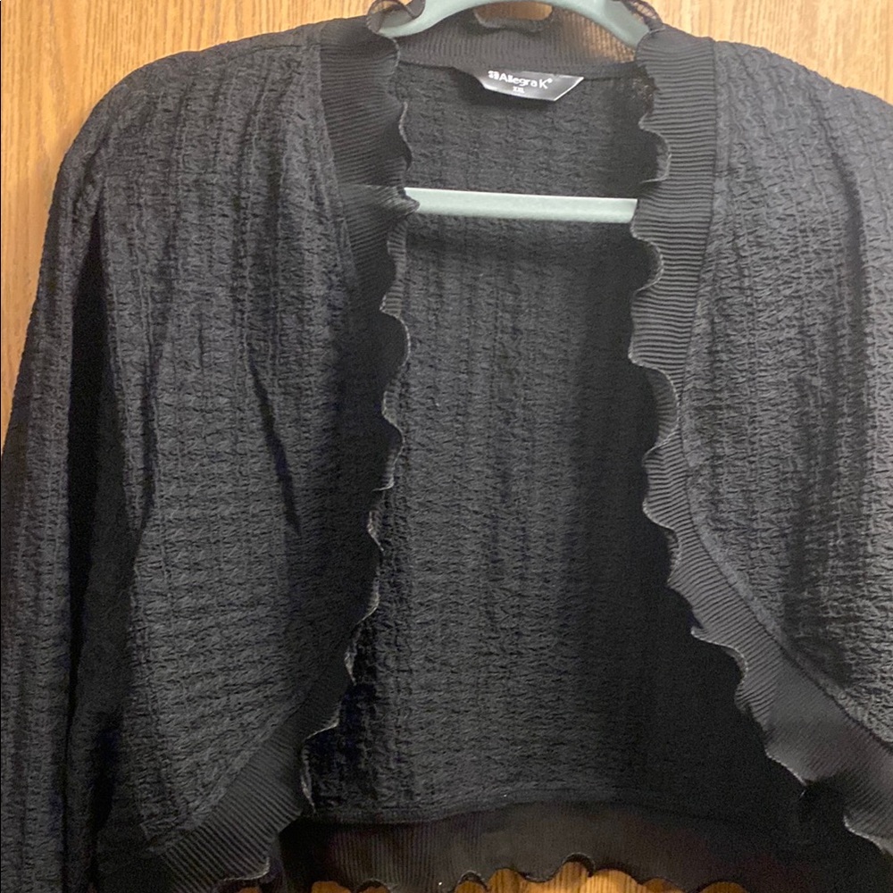NWOT Black Ruffled Women's Shrug